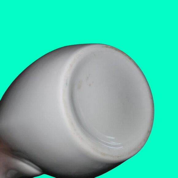 White Square Ceramic Modern Teapot/Coffee Pot 8.5" H with Lid - Picture 6 of 8